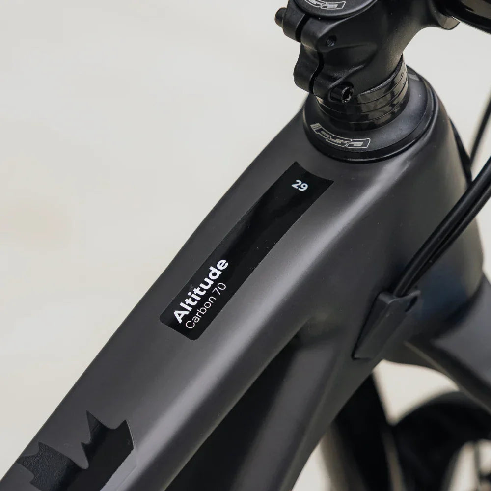 New Rocky Mountain Altitude C70 Carbon (2023)
